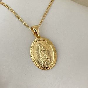 18k gold filled chain and charm